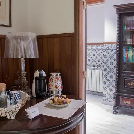 ベッド・アンド・ブレックファスト The Rooftop ペーゾ・ダ・レーグア