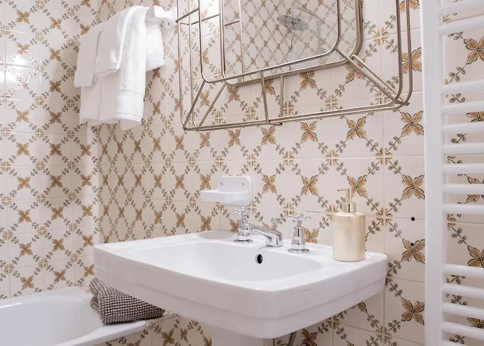 The Rooftop Couette-café 3*