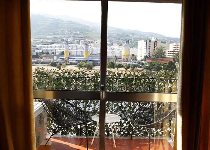 The Rooftop B&B 페소다레과